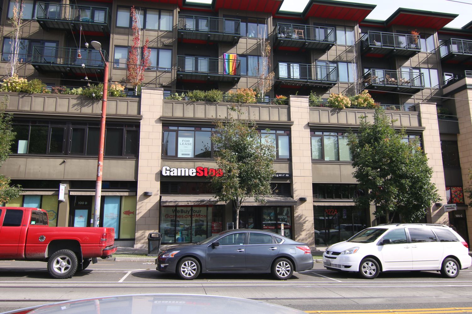 Prime Retail on Broadway